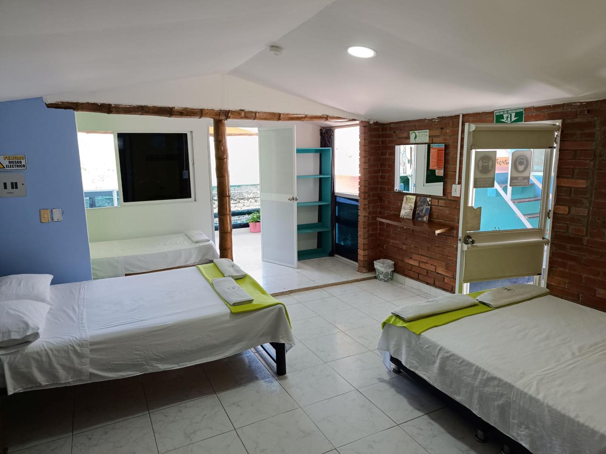 Tayrona Colors Hostel تاجانجا المظهر الخارجي الصورة